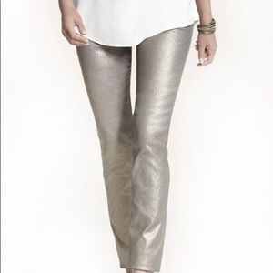 Chico’s NWT Platinum Sexy Slim Leg Jeans Sz 00